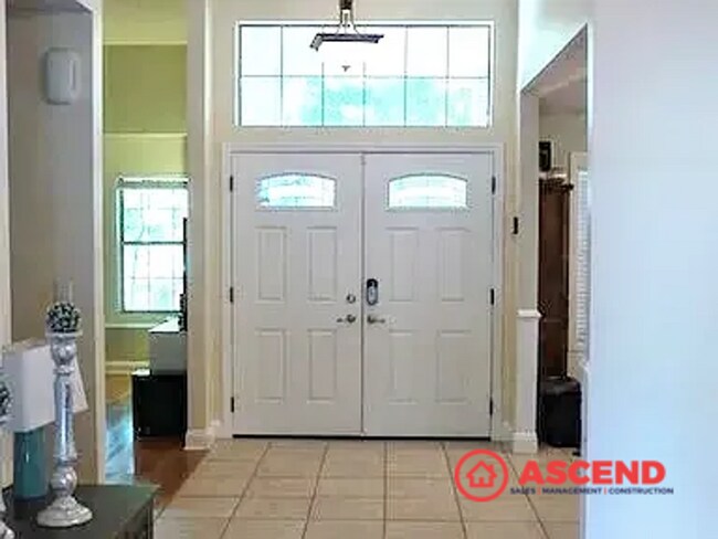 Building Photo - Beautiful Home Located In The Southwest!