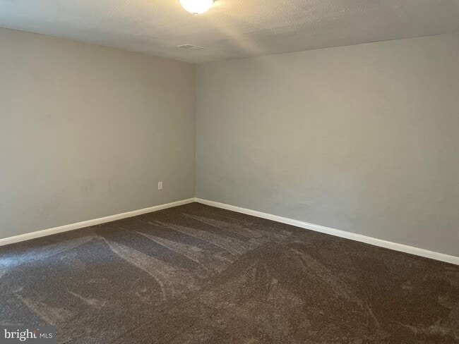 Building Photo - 1230 Gemini Dr