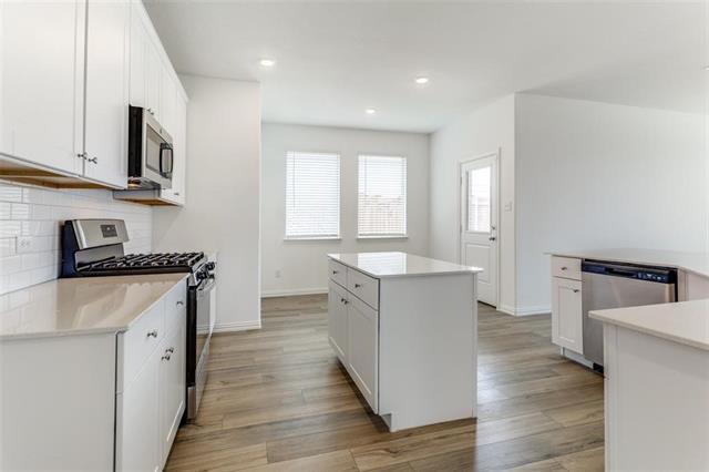 Building Photo - 1213 Blue Spg Dr