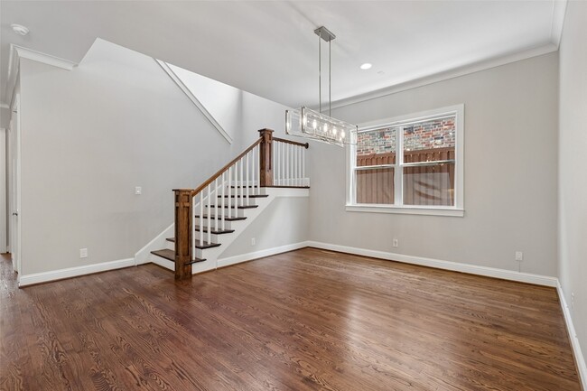 Building Photo - 6030 Vickery Blvd