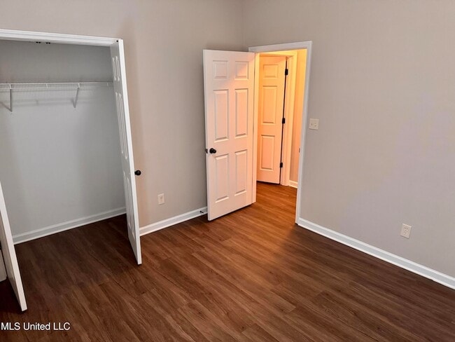 Building Photo - 9117 Billy Pat Dr