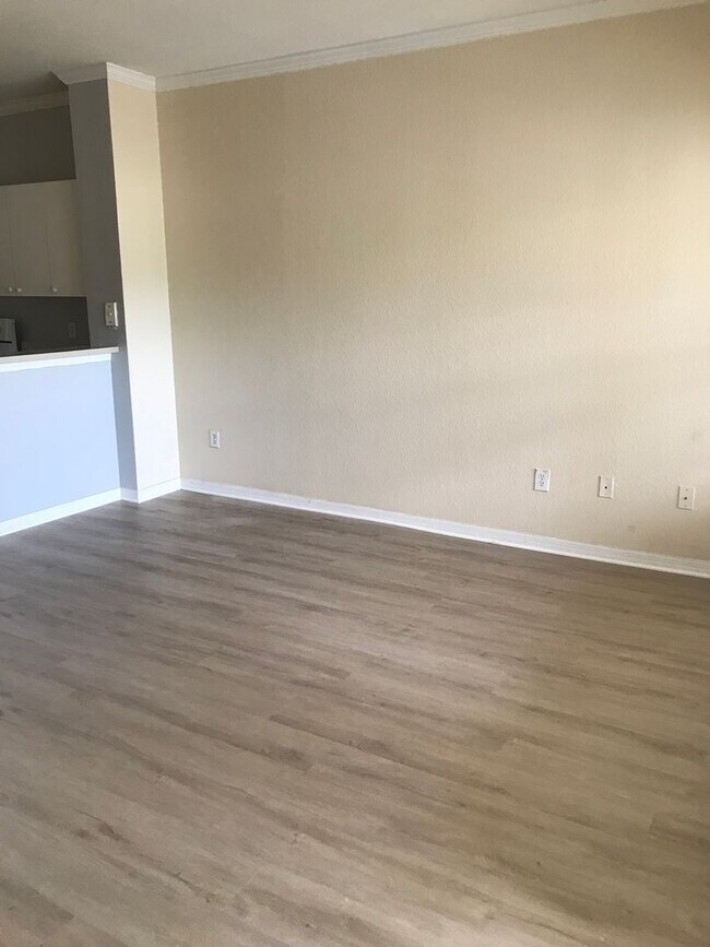 Building Photo - 3751CR#2333(100)