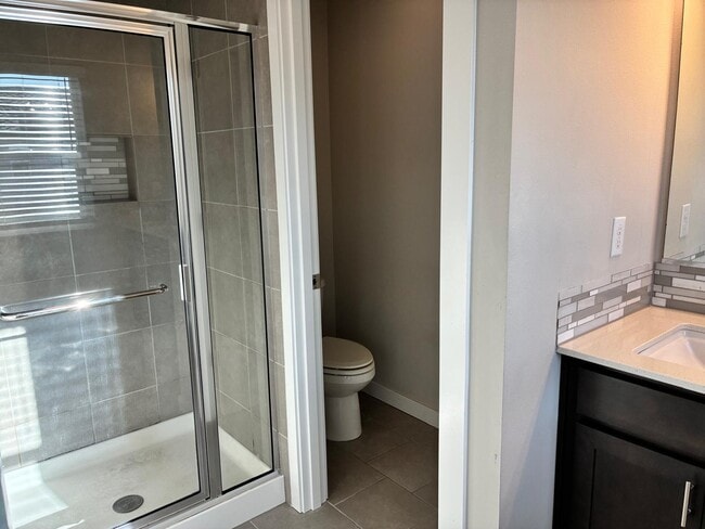 Building Photo - 19310-19336 36 Ave SE