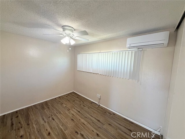 Building Photo - 316 N San Gabriel Ave