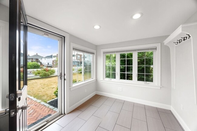 Building Photo - 543 Nantasket Ave
