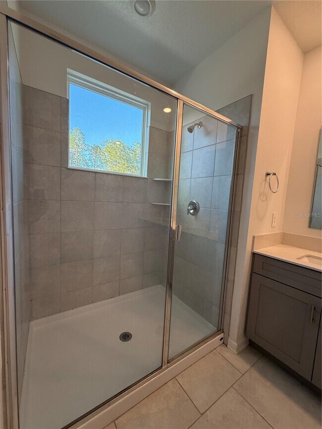 Building Photo - 7705 Stone Crk Trl