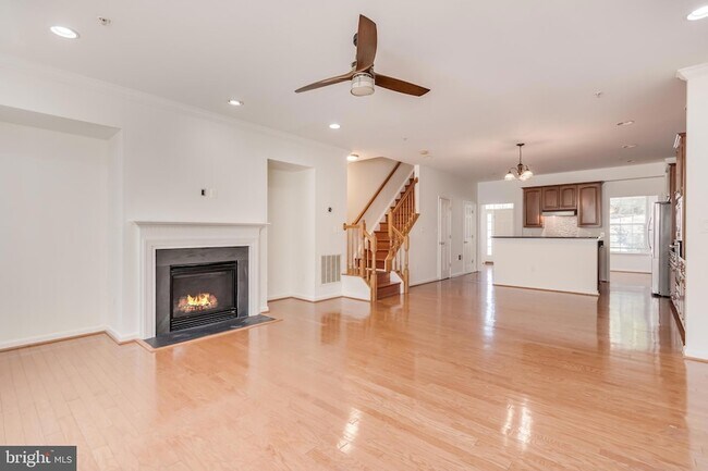 Building Photo - 5214 Lynns Retreat Dr