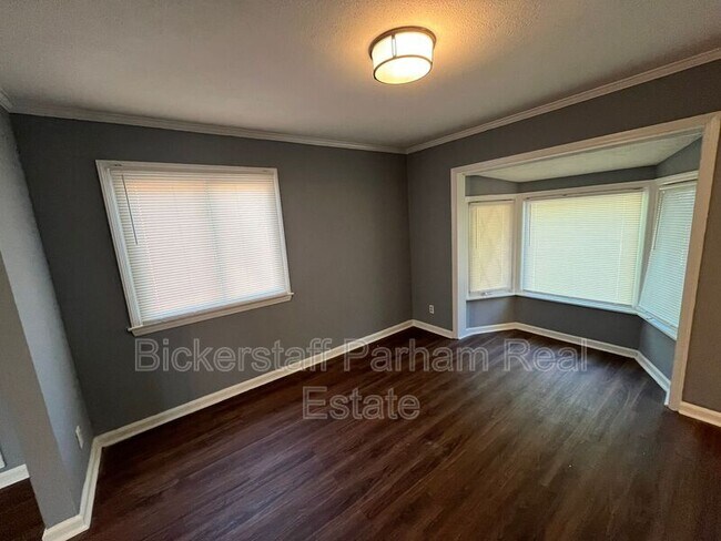 Building Photo - 4027 Canady St