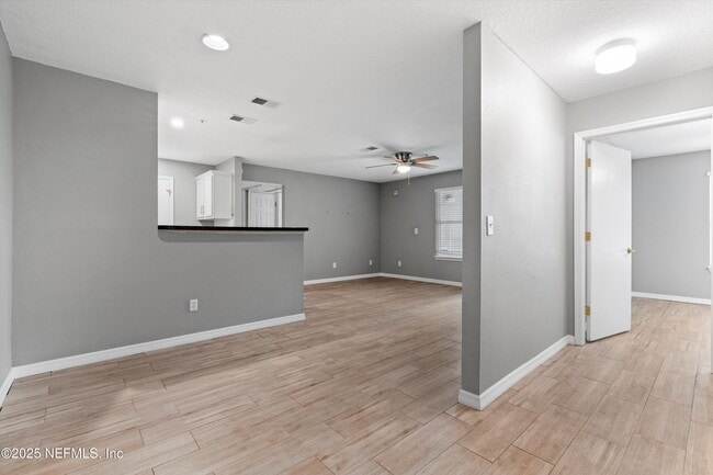 Building Photo - 7701 Timberlin Park Blvd