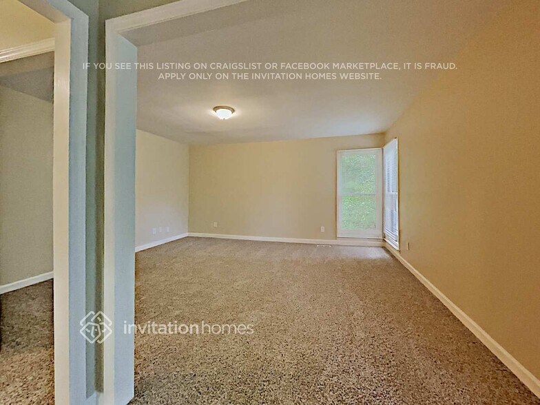 Building Photo - 11347 Mendora Dr