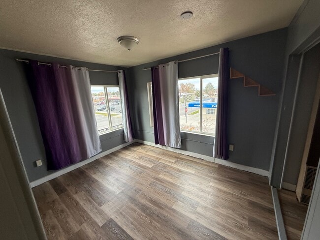 Building Photo - 305 Harrison St