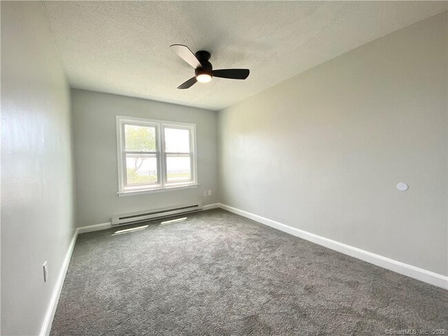 Building Photo - 208 Point Beach Dr