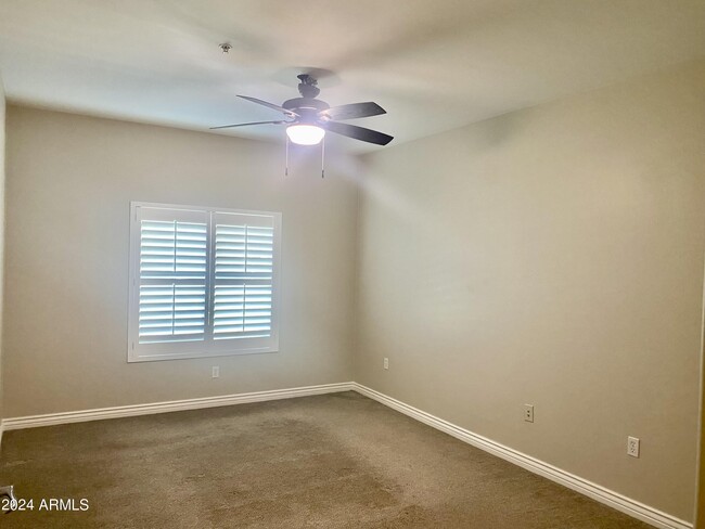 Building Photo - 5350 E Deer Valley Dr