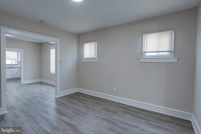 Building Photo - 1948 Lexington Ave