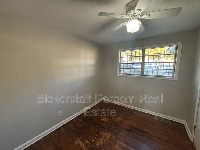 Building Photo - 224 11th Ave