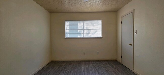 Building Photo - 314 Tammy Lynn Dr