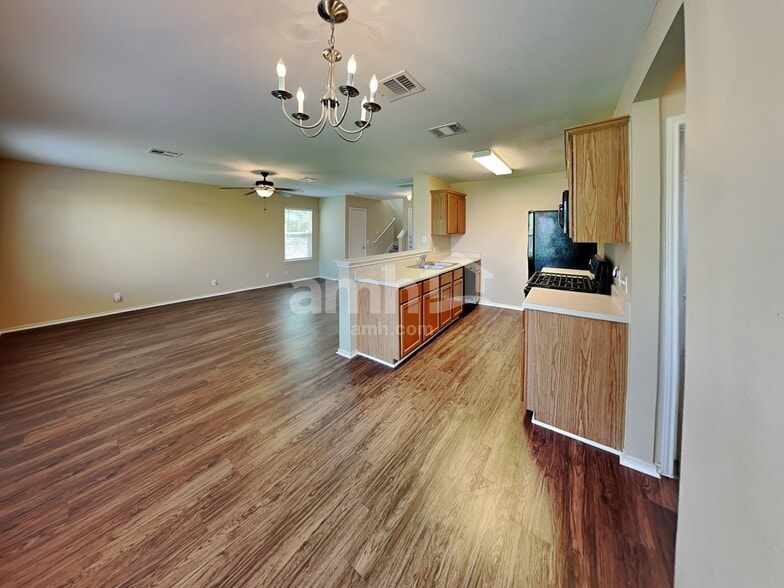 Building Photo - 2417 Elara Dr