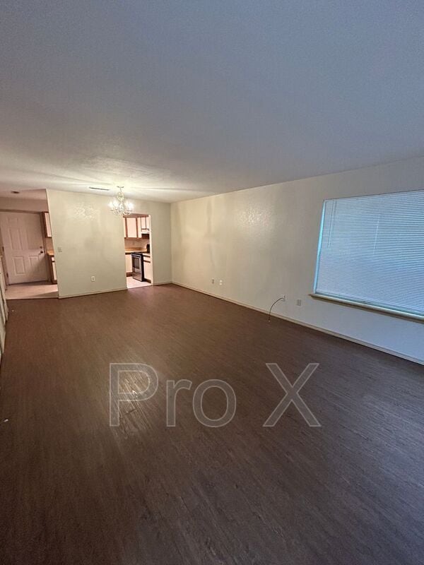 Building Photo - 1364 E Sequoyah Ct