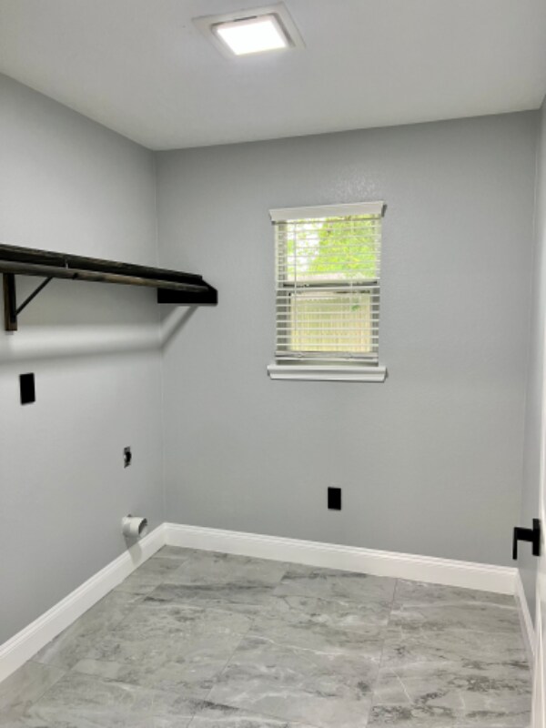 Building Photo - 5154 Balkin St