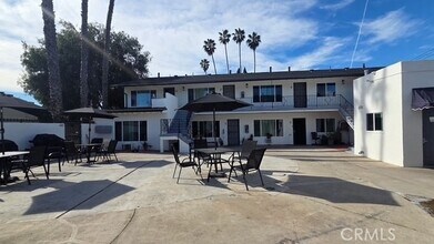 Building Photo - 1807 W Sumac Ln