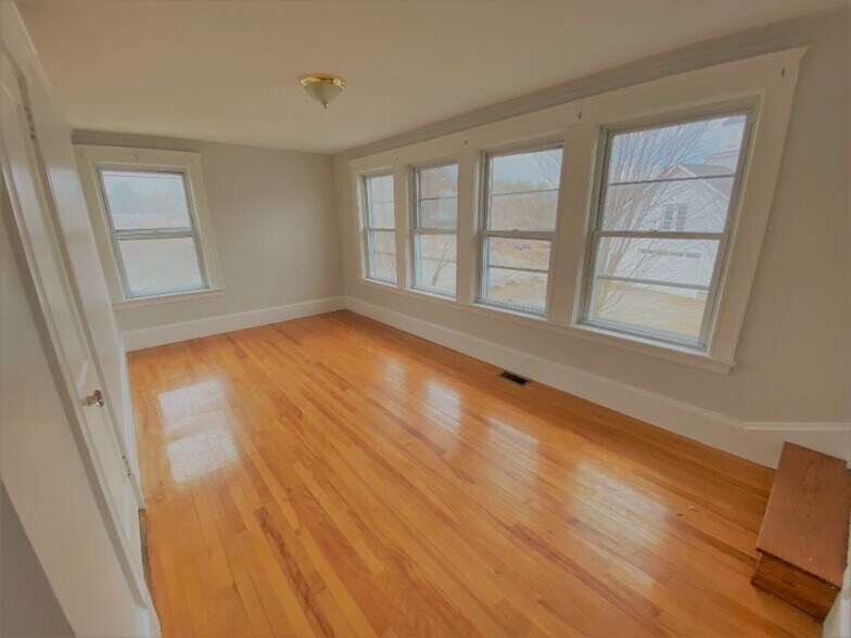 Building Photo - 8 Depot St