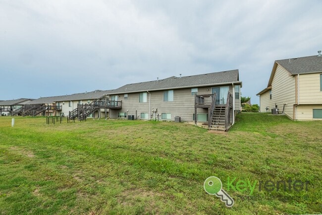 Building Photo - 2307-2309 E Coolwater St Duplex