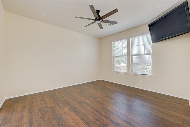 Building Photo - 8402 Coral Cove Pass Ln