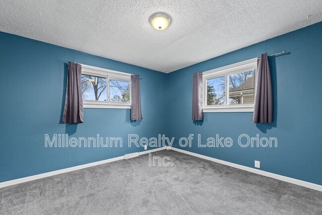 Building Photo - 5394 Drayton Rd