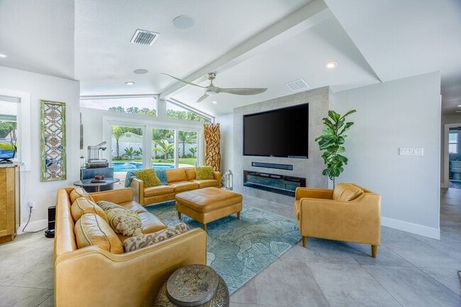 Building Photo - 2952 De Brocy Way
