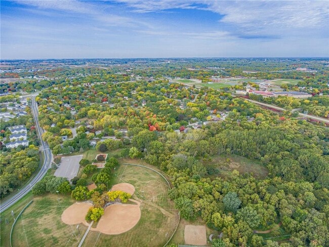 Building Photo - 1464 Ravoux Ln