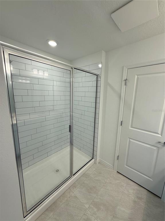 Building Photo - 4616 ORCHARD VIEW Aly