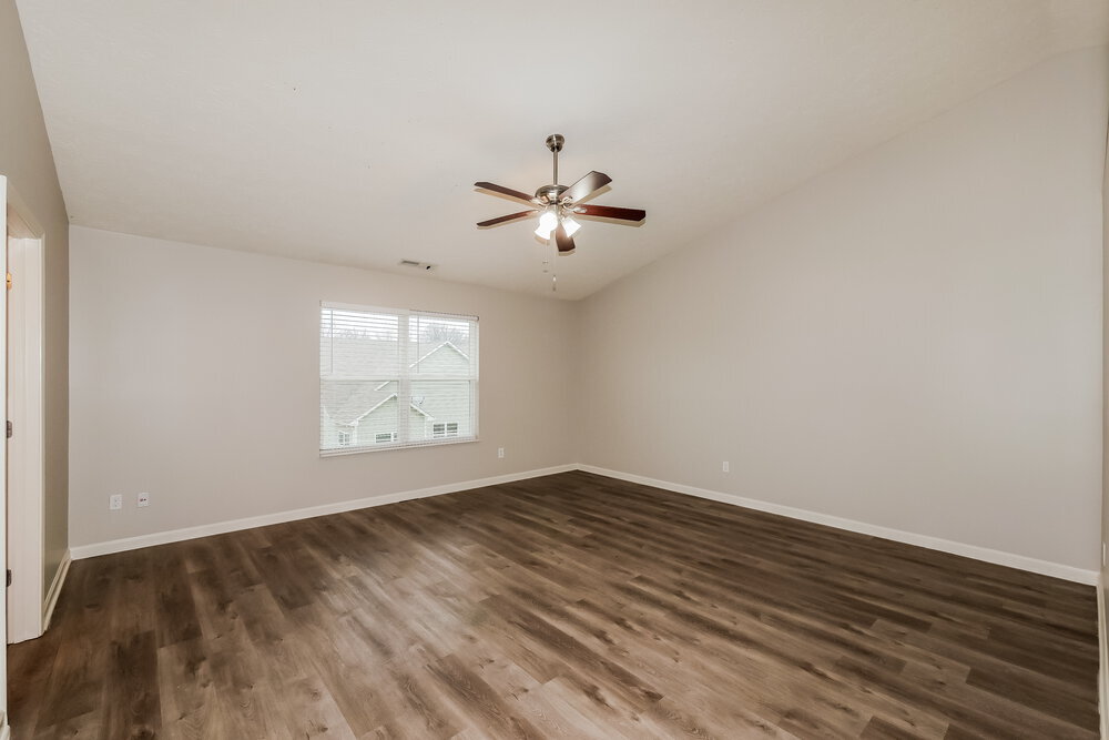 Building Photo - 11556 Ross Common Dr