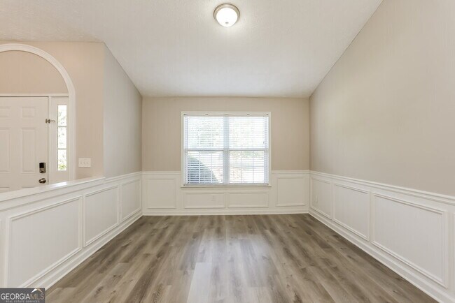Building Photo - 2747 Wilding Green Ln