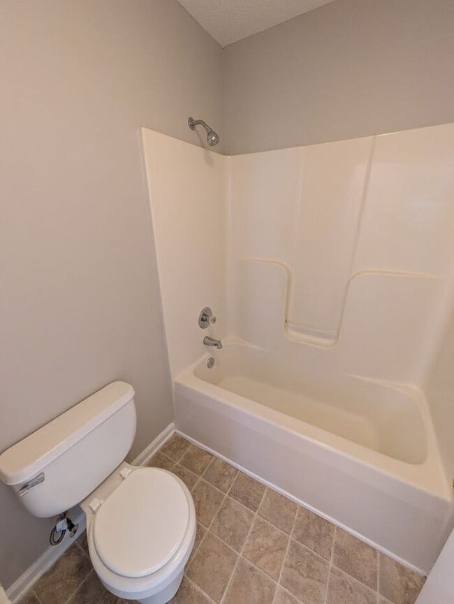 Building Photo - 2BD/2BA Unit at The Squires in Newton