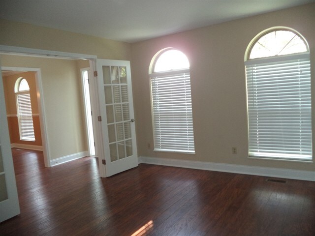 Building Photo - 1582 Cider Ln