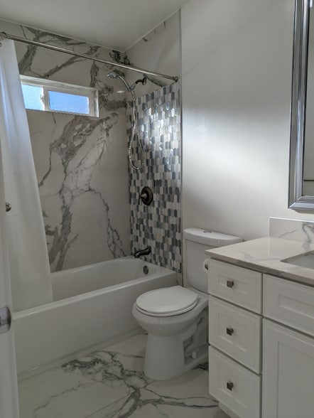 Building Photo - 1068 Billings Blvd