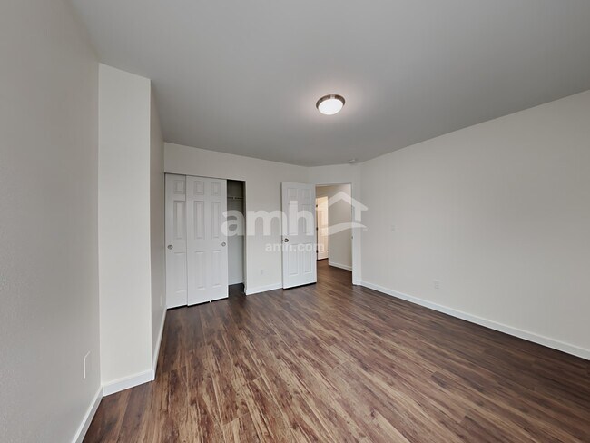 Building Photo - 18312 97th Ave E