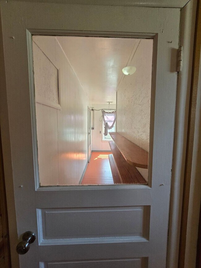 Building Photo - 3334 Michigan St