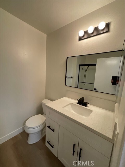 Building Photo - 470 S Ranch View Cir