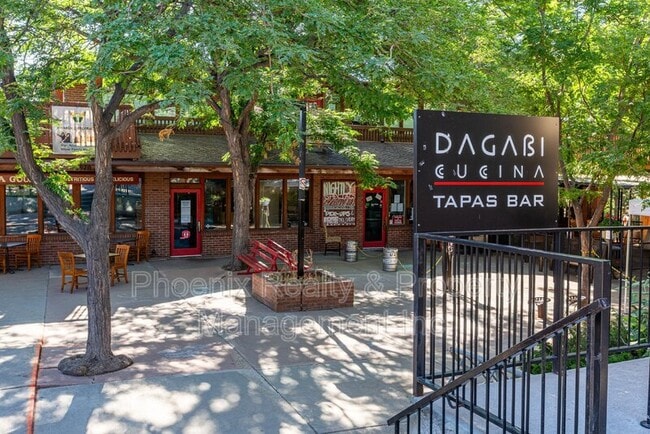 Building Photo - 1237 Elder Ave