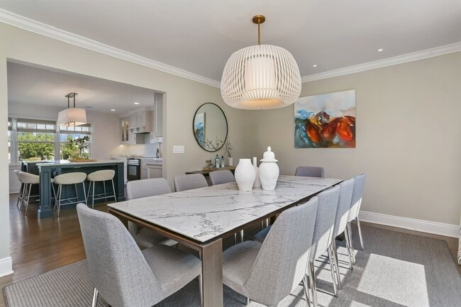 Building Photo - 1810 Fairfield Beach Rd