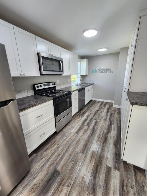 Building Photo - 2528 W Wabash Ave