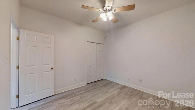 Building Photo - 6299 Pansy Trl