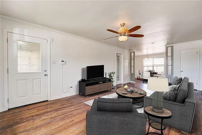 Building Photo - 4121 NW 20th St