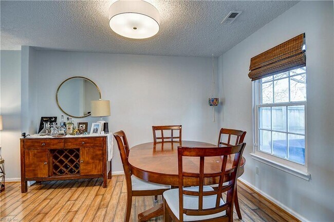 Building Photo - FOR RENT - OCEAN LAKES, VIRGINIA BEACH