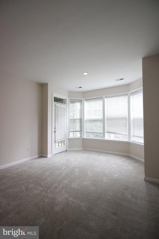 Building Photo - 46140 Cecil Terrace
