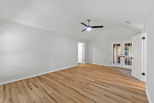 Building Photo - 801 Lime Rock Dr