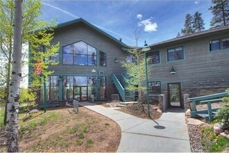 Building Photo - 2 bed, 1 bath available for 1-year in Silverthorne!