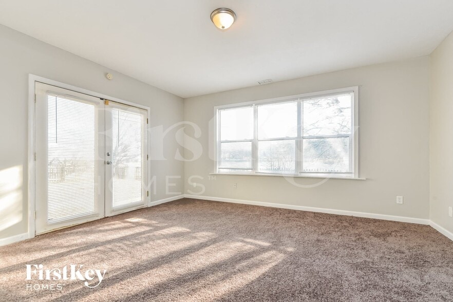 Building Photo - 2603 Dawnlake Dr