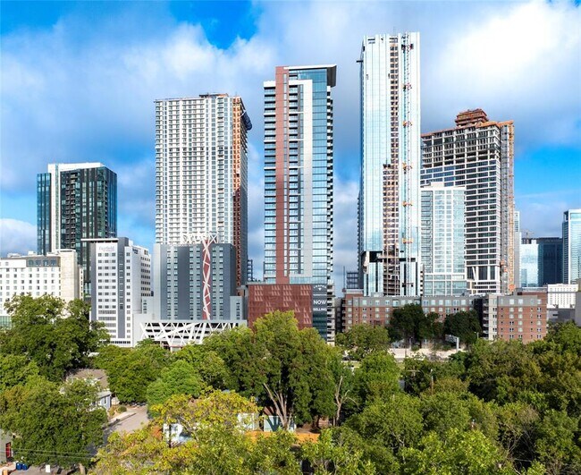 Building Photo - 84 East Ave